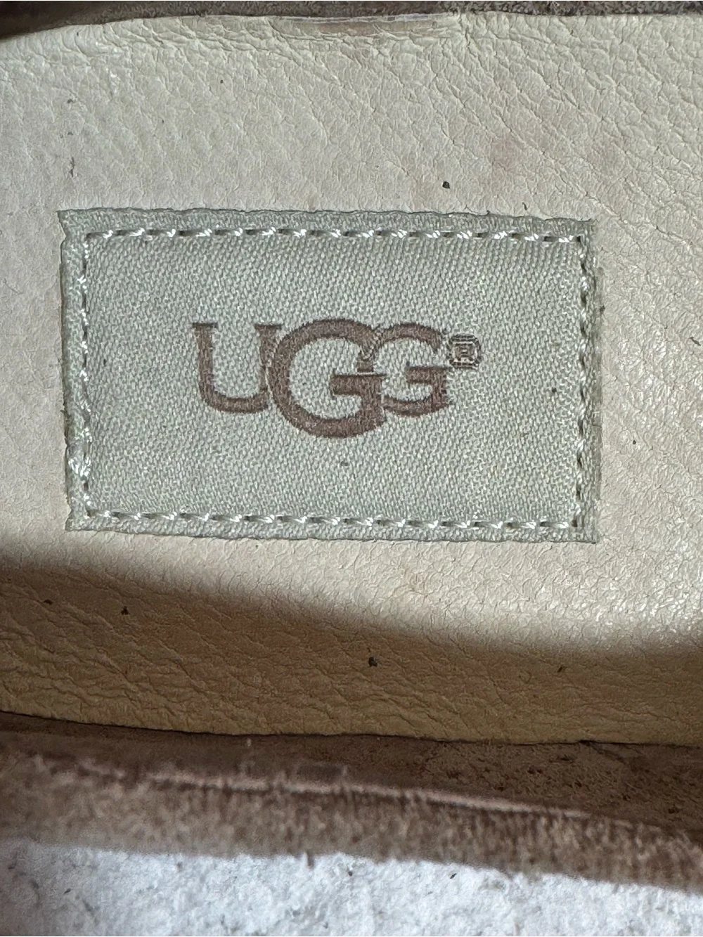 UGG elevate your